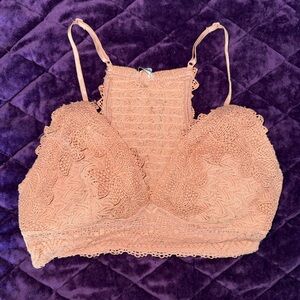 Listicle Lace Bralette in Warm Tan